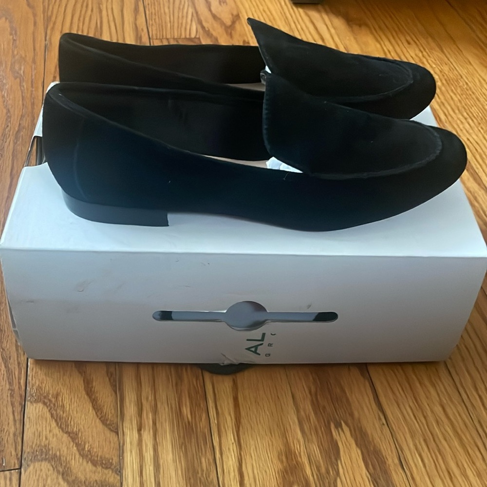 Aldo flat shoes
